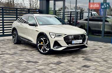 Позашляховик / Кросовер Audi e-tron Sportback 2022 в Рівному