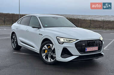 Внедорожник / Кроссовер Audi e-tron Sportback 2021 в Ровно