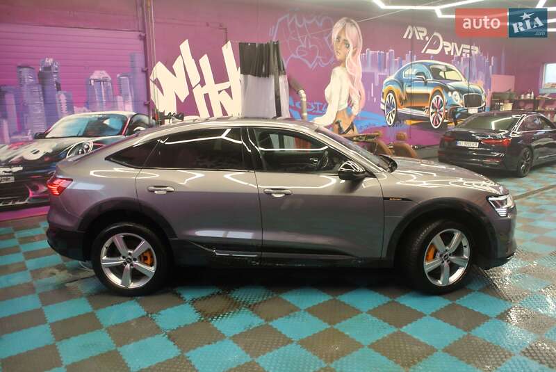 Позашляховик / Кросовер Audi e-tron Sportback 2021 в Києві фото 10 Позашляховик / Кросовер Audi e-tron Sportback 2021 в Києві