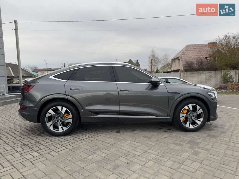 Внедорожник / Кроссовер Audi e-tron Sportback 2020 в Кременчуге