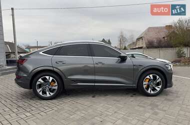 Внедорожник / Кроссовер Audi e-tron Sportback 2020 в 