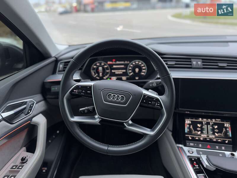 Внедорожник / Кроссовер Audi e-tron Sportback 2020 в Кременчуге