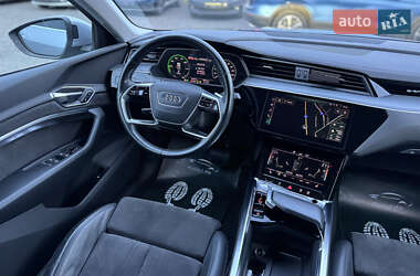 Внедорожник / Кроссовер Audi e-tron Sportback 2020 в 