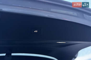 Внедорожник / Кроссовер Audi e-tron Sportback 2020 в 