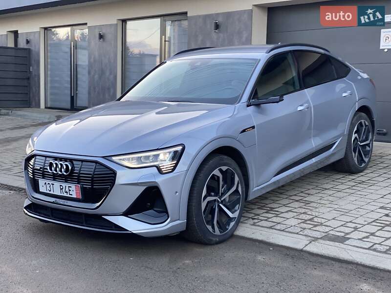 Позашляховик / Кросовер Audi e-tron Sportback 2020 в Ужгороді