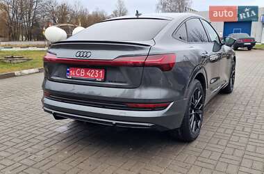 Позашляховик / Кросовер Audi e-tron Sportback 2022 в Тернополі