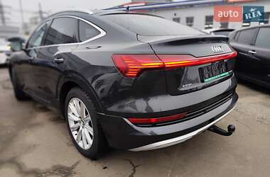 Внедорожник / Кроссовер Audi e-tron Sportback 2020 в 