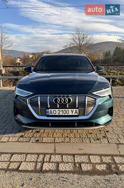 Позашляховик / Кросовер Audi e-tron Sportback 2020 в Великому Березному