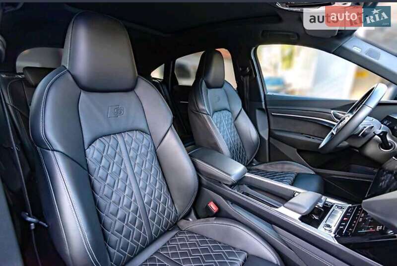 Внедорожник / Кроссовер Audi e-tron Sportback 2020 в Одессе
