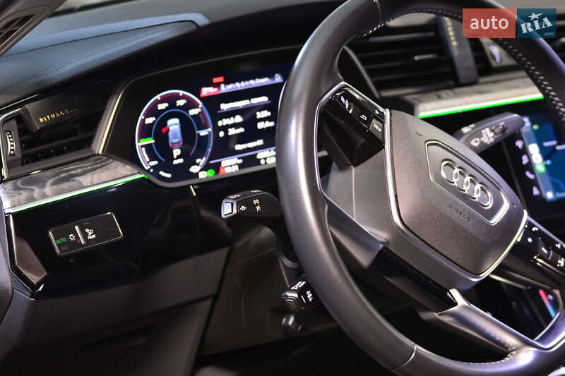 Внедорожник / Кроссовер Audi e-tron Sportback 2021 в Днепре