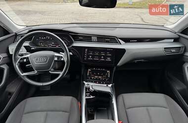 Внедорожник / Кроссовер Audi e-tron Sportback 2020 в Львове