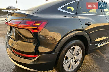 Внедорожник / Кроссовер Audi e-tron Sportback 2021 в 