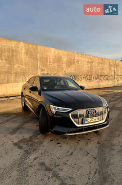 Внедорожник / Кроссовер Audi e-tron Sportback 2021 в 