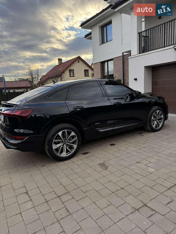 Позашляховик / Кросовер Audi e-tron Sportback 2020 в Львові