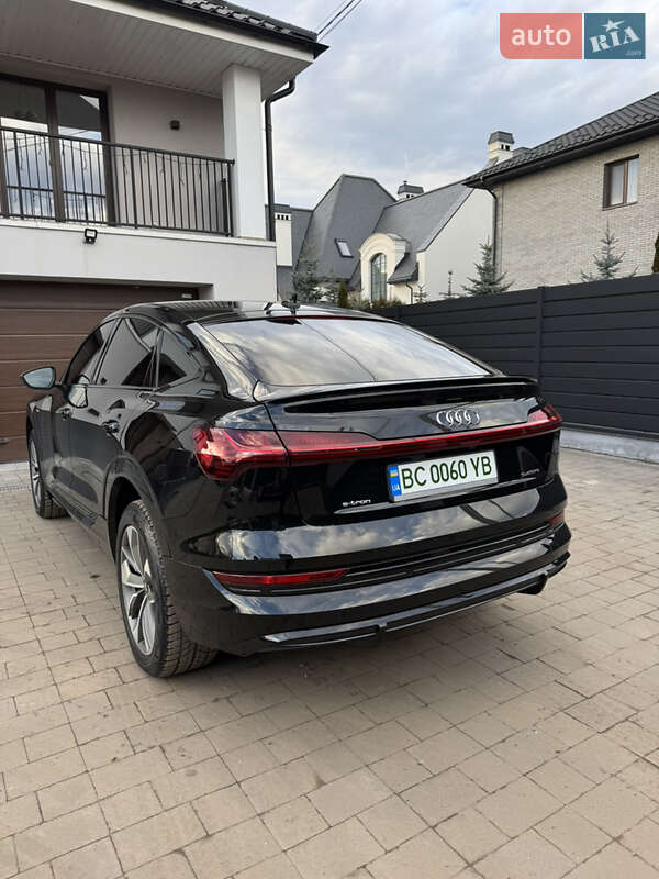 Позашляховик / Кросовер Audi e-tron Sportback 2020 в Львові