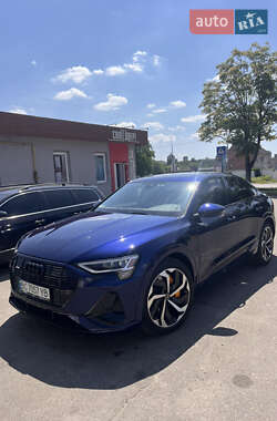 Внедорожник / Кроссовер Audi e-tron Sportback 2022 в 