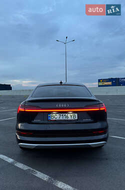 Внедорожник / Кроссовер Audi e-tron Sportback 2020 в 