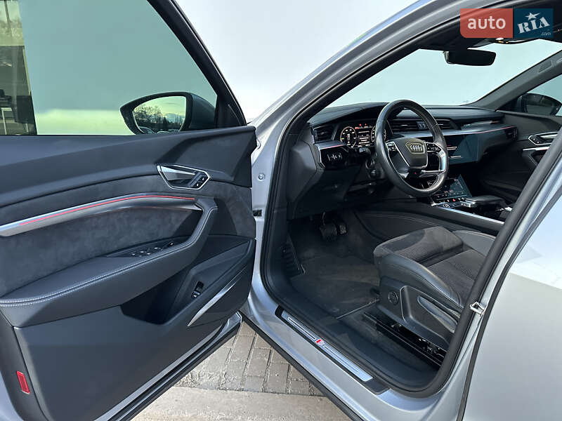 Внедорожник / Кроссовер Audi e-tron Sportback 2021 в Ровно