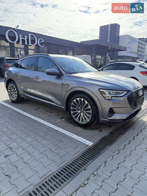 Позашляховик / Кросовер Audi e-tron Sportback 2020 в Чернівцях фото 76 Позашляховик / Кросовер Audi e-tron Sportback 2020 в Чернівцях