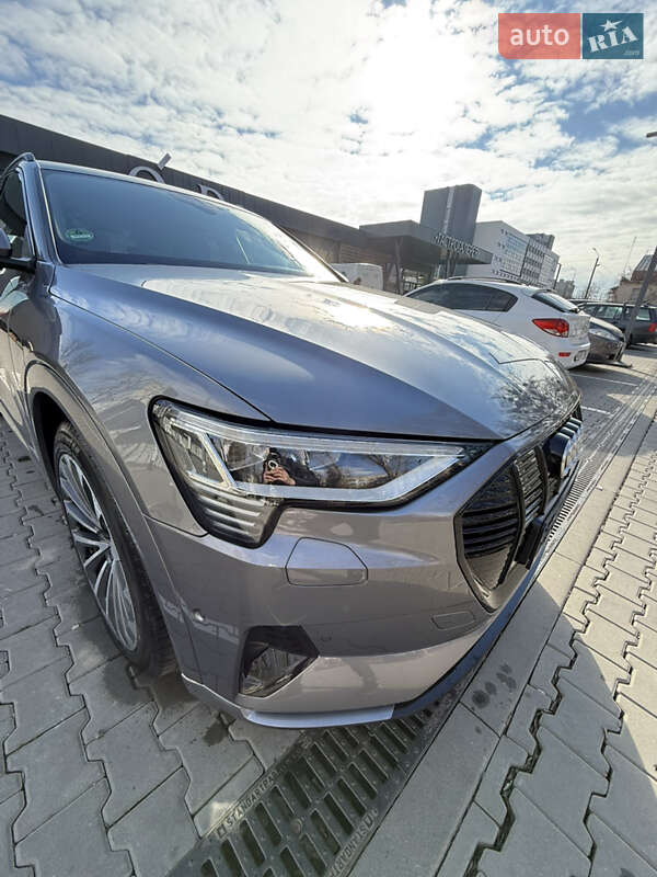 Позашляховик / Кросовер Audi e-tron Sportback 2020 в Чернівцях фото 29 Позашляховик / Кросовер Audi e-tron Sportback 2020 в Чернівцях