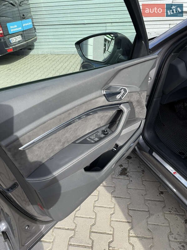 Позашляховик / Кросовер Audi e-tron Sportback 2020 в Чернівцях фото 49 Позашляховик / Кросовер Audi e-tron Sportback 2020 в Чернівцях