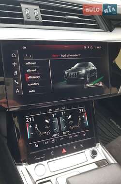 Внедорожник / Кроссовер Audi e-tron Sportback 2020 в 