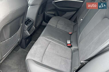 Внедорожник / Кроссовер Audi e-tron Sportback 2022 в 