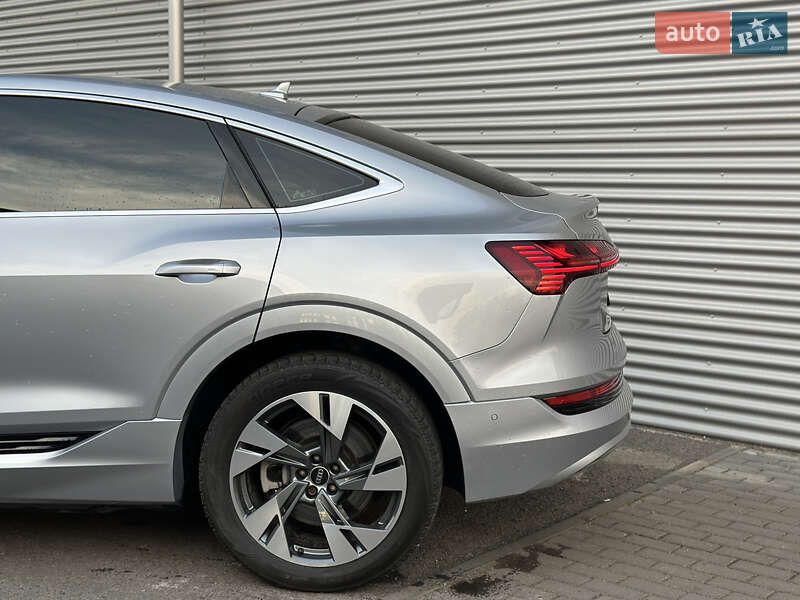 Внедорожник / Кроссовер Audi e-tron Sportback 2021 в Ровно