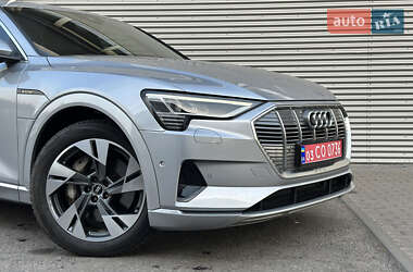 Позашляховик / Кросовер Audi e-tron Sportback 2021 в 