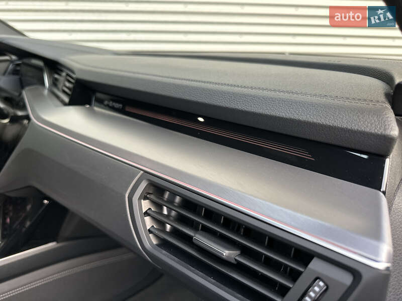 Внедорожник / Кроссовер Audi e-tron Sportback 2021 в Ровно