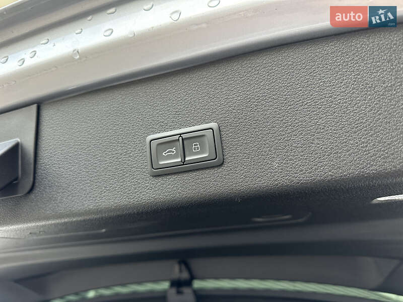 Внедорожник / Кроссовер Audi e-tron Sportback 2021 в Ровно