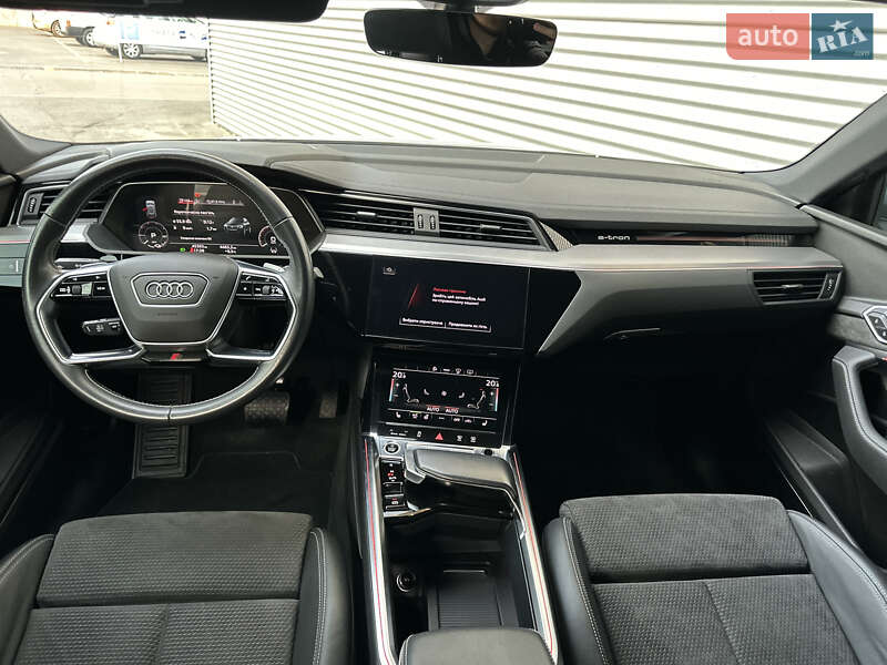 Внедорожник / Кроссовер Audi e-tron Sportback 2021 в Ровно