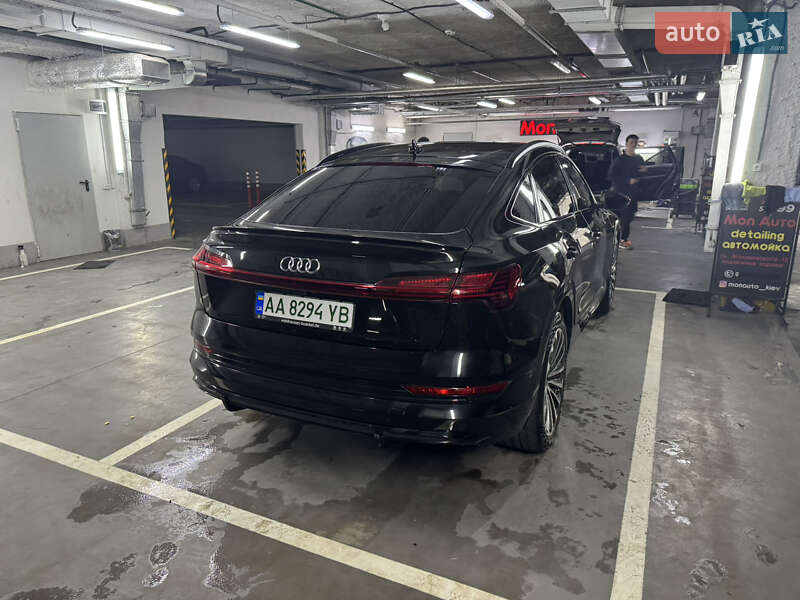 Позашляховик / Кросовер Audi e-tron Sportback 2021 в Києві фото 7 Позашляховик / Кросовер Audi e-tron Sportback 2021 в Києві