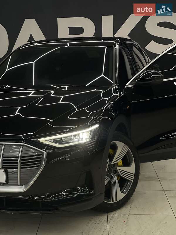 Внедорожник / Кроссовер Audi e-tron Sportback 2020 в Днепре