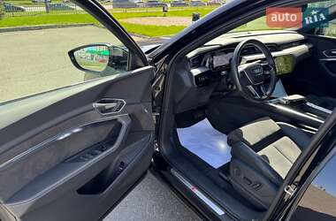 Внедорожник / Кроссовер Audi e-tron Sportback 2021 в 
