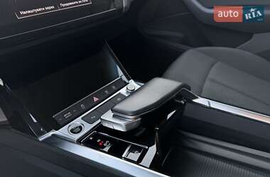 Внедорожник / Кроссовер Audi e-tron Sportback 2020 в 