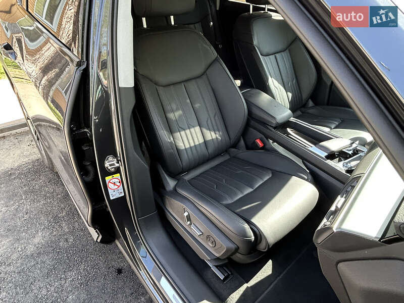 Позашляховик / Кросовер Audi e-tron Sportback 2021 в Києві