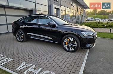 Позашляховик / Кросовер Audi e-tron Sportback 2022 в 