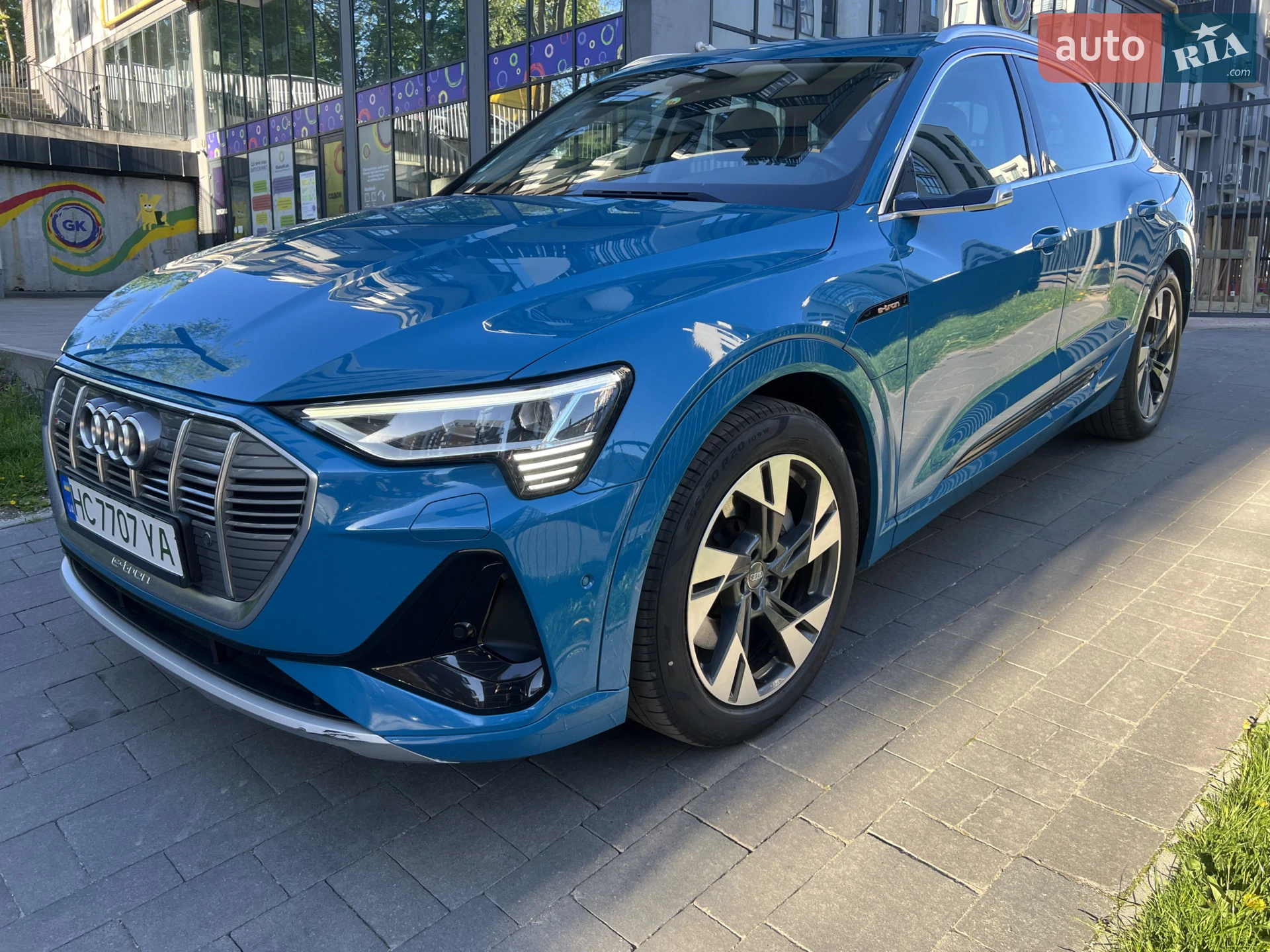 2020 Audi e-tron Sportback - фото 1