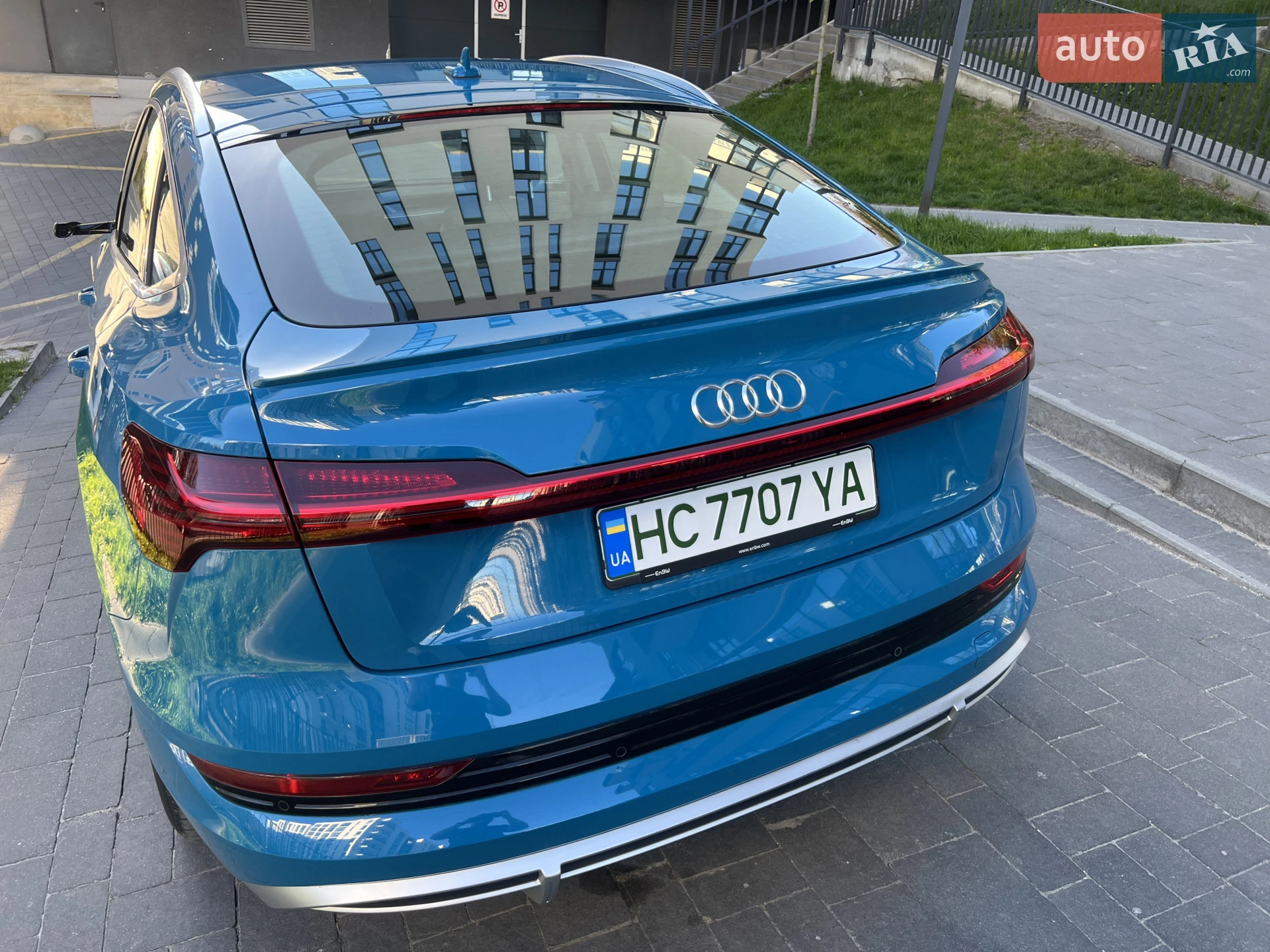 2020 Audi e-tron Sportback - мініатюра 32