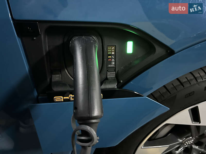 Позашляховик / Кросовер Audi e-tron Sportback 2020 в Львові фото 47 Позашляховик / Кросовер Audi e-tron Sportback 2020 в Львові
