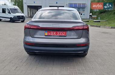 Позашляховик / Кросовер Audi e-tron Sportback 2021 в 