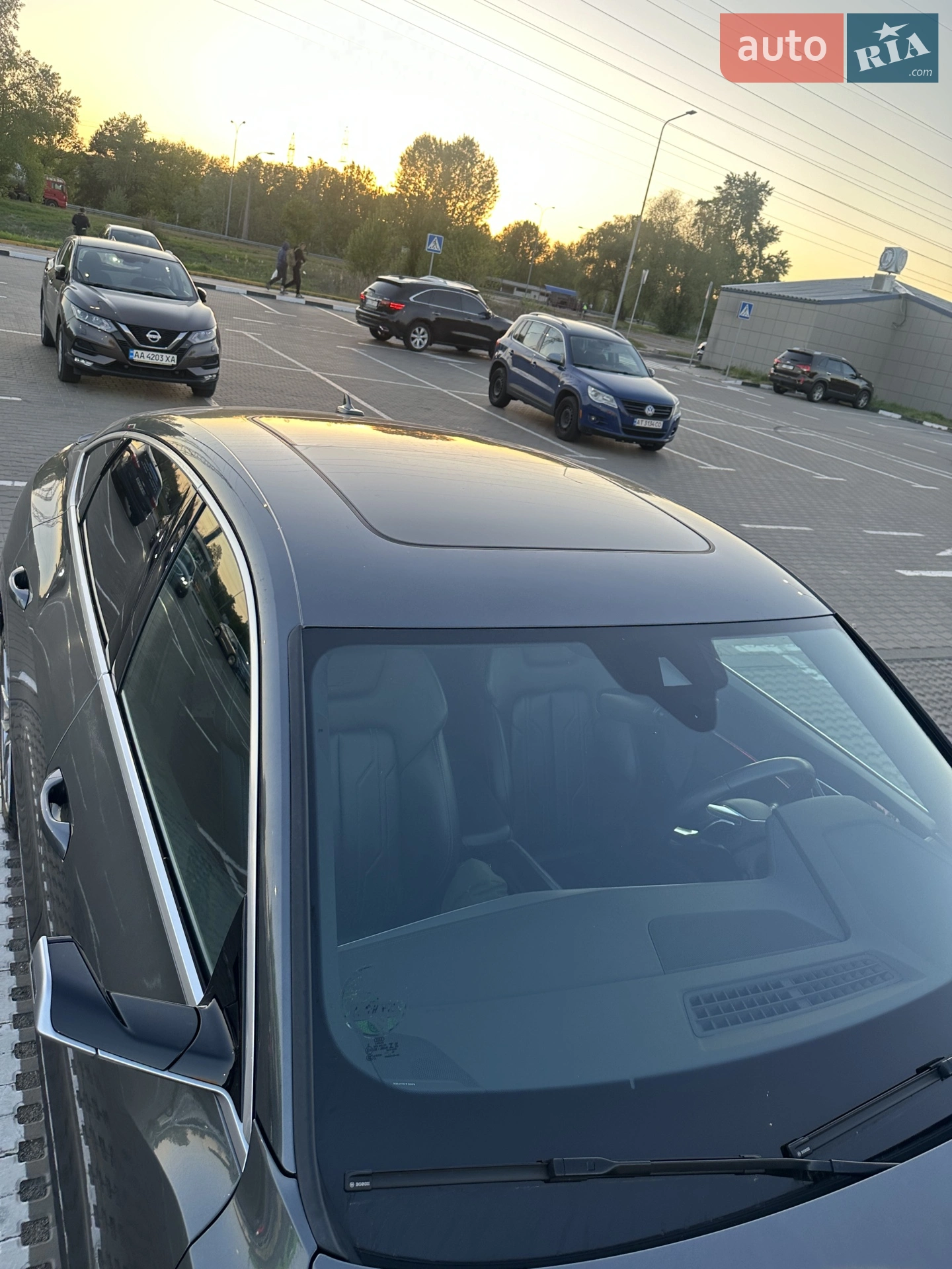 Audi e-tron Sportback 2020 VIN WAUZZZGE7LB030833 фото оголошення 3 з 9