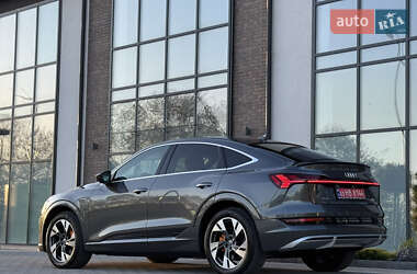 Позашляховик / Кросовер Audi e-tron Sportback 2020 в 