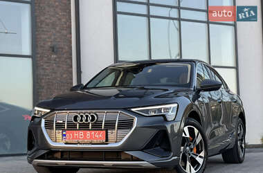 Позашляховик / Кросовер Audi e-tron Sportback 2020 в 