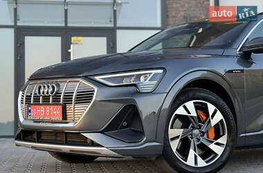 Позашляховик / Кросовер Audi e-tron Sportback 2020 в 