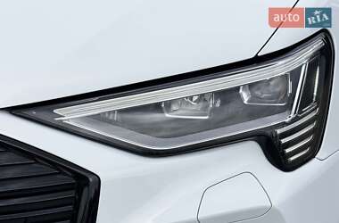 Позашляховик / Кросовер Audi e-tron Sportback 2020 в 