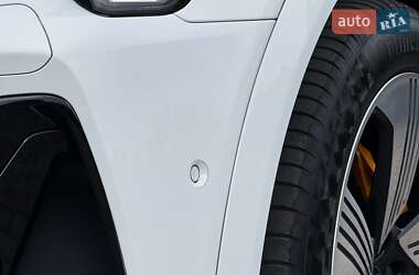 Позашляховик / Кросовер Audi e-tron Sportback 2020 в 