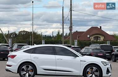 Позашляховик / Кросовер Audi e-tron Sportback 2020 в 