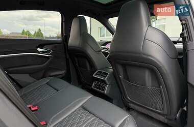 Позашляховик / Кросовер Audi e-tron Sportback 2020 в 